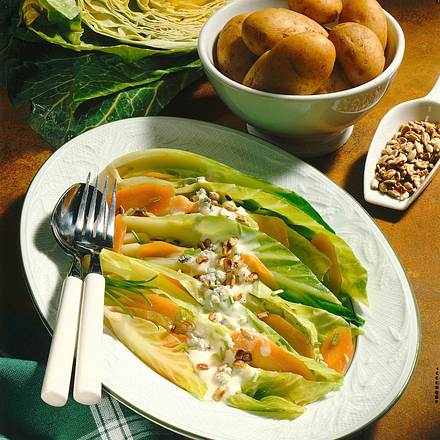 Spitzkohlgemüse mit Roquefort-Sahne Rezept