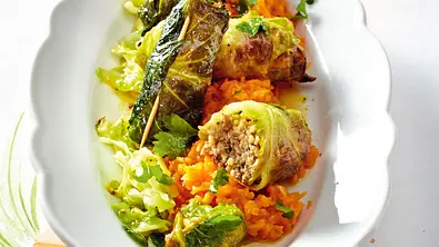 Spitzkohlröllchen „Pimp my Hausmannskost“ Rezept - Foto: LECKER @ Bauer Media Group