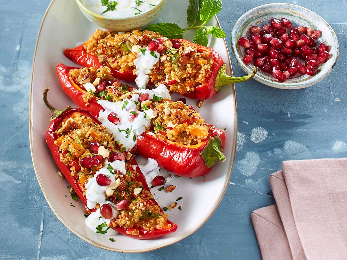 Spitzpaprika mit Quinoa-Füllung