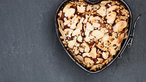 Herzförmige Springformen machenden Kuchen noch süßer - Foto: iStock