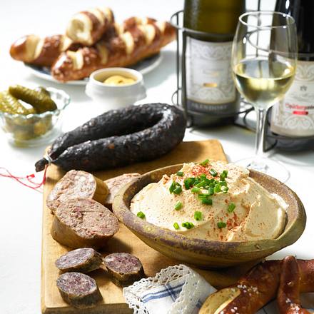 Spundekäs und Hausmacherteller Rezept Spundekäs und Hausmacherteller Rezept