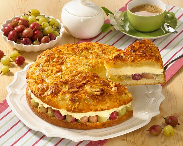 Stachelbeer-Bienenstich-Torte Rezept Stachelbeer-Bienenstich-Torte Rezept