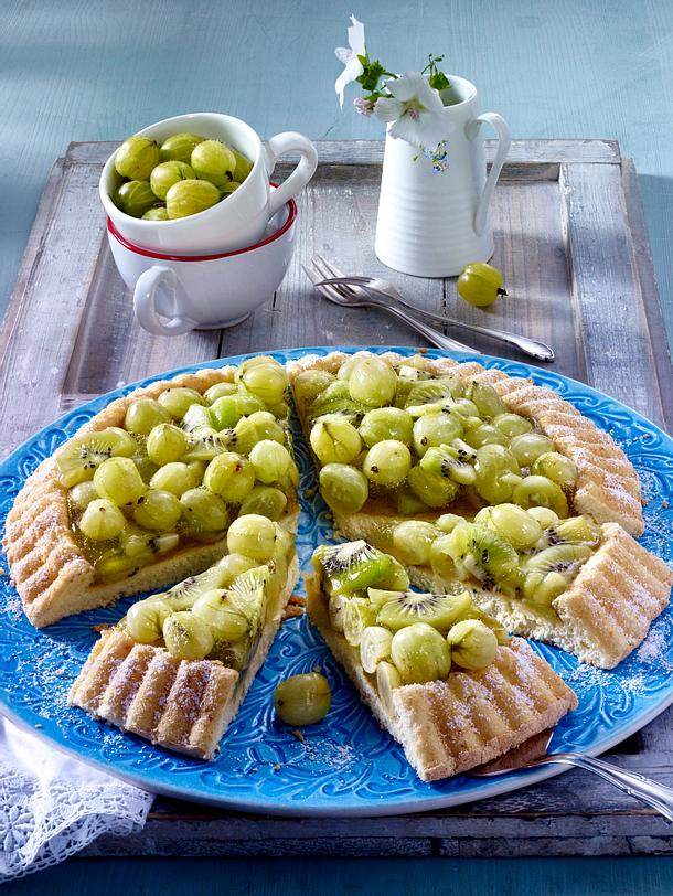 Stachelbeer-Kiwi-Kuchen Rezept | LECKER