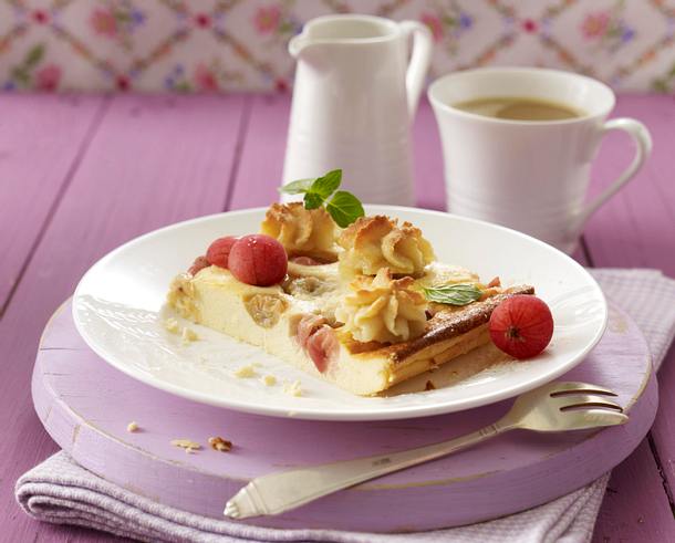 Stachelbeer-Makronen-Kuchen Rezept Stachelbeer-Makronen-Kuchen Rezept