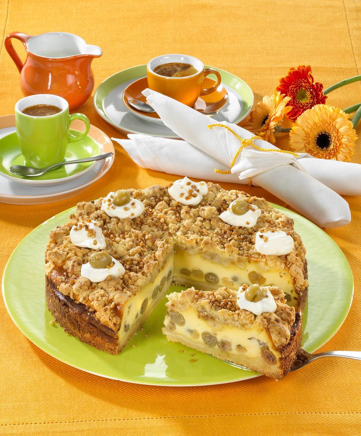 Stachelbeer-Schmand-Torte mit Krokantstreuseln Rezept