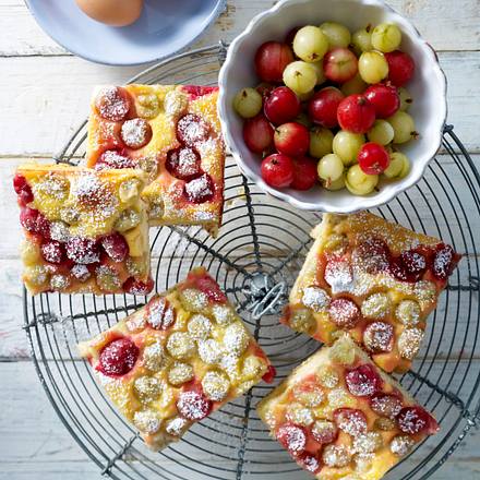 Stachelbeerkuchen mit Schmandguss Rezept Stachelbeerkuchen mit Schmandguss Rezept