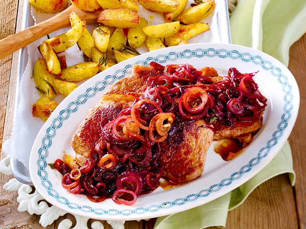 Steak Frites mit karamellisierten Zwiebeln Rezept