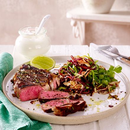 Steak mit Frischkäse und Cole Slaw Rezept Steak mit Frischkäse und Cole Slaw Rezept