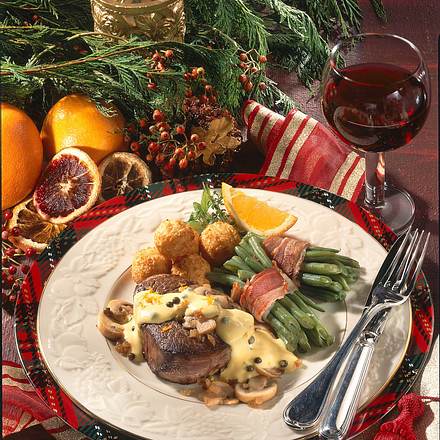 Steak mit Orangen-Pfeffersoße Rezept Steak mit Orangen-Pfeffersoße Rezept