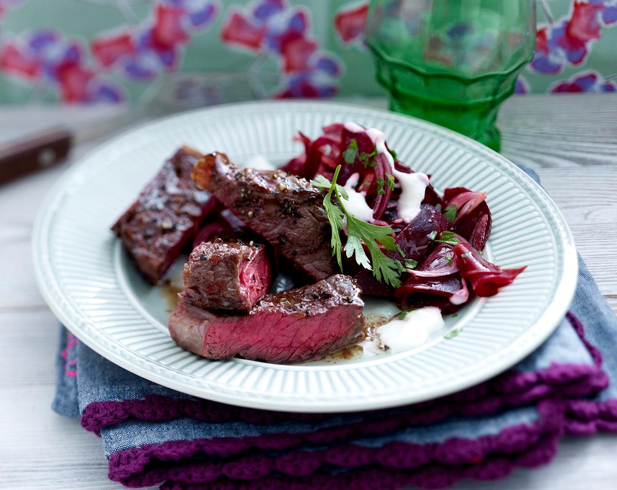 Steak mit Rote-Bete-Salat Rezept