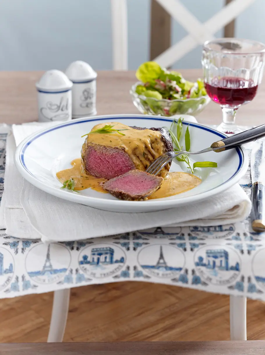 Steak mit Sauce Cafe de Paris Rezept Steak mit Sauce Cafe de Paris Rezept