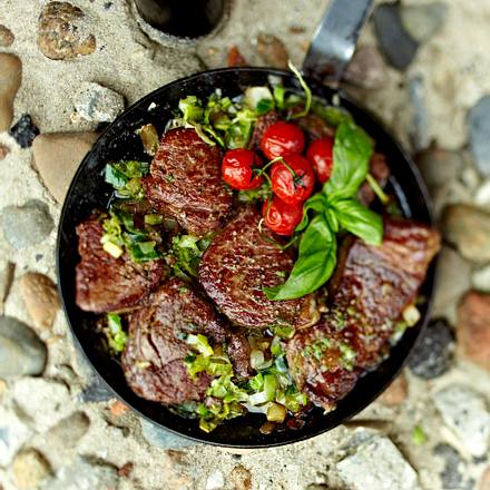 Steakpfanne Sansibar mit Pfeffersoße Rezept Steakpfanne Sansibar mit Pfeffersoße Rezept