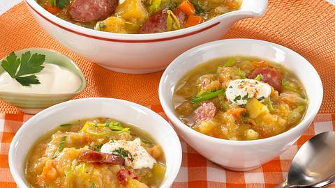 Steckrüben-Lauch-Eintopf mit Mettenden Rezept - Foto: Maass