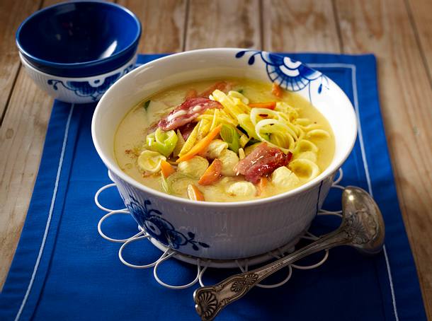 Steckrübensuppe mit Curry Rezept Steckrübensuppe mit Curry Rezept