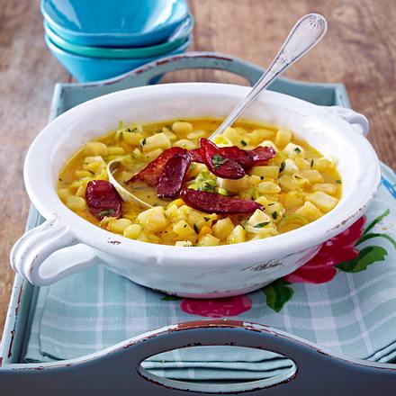 Steckrübentopf mit Kochwurstchips Rezept Steckrübentopf mit Kochwurstchips Rezept