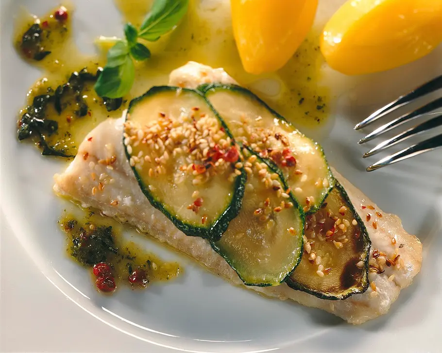 Steinbeißer mit Zucchini überbacken Rezept Steinbeißer mit Zucchini überbacken Rezept