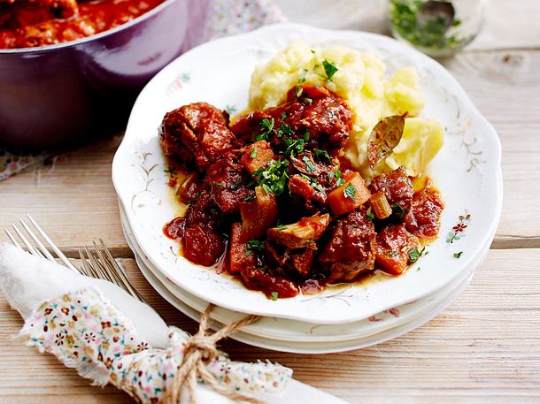 Stew mit Kartoffelpüree Rezept Stew mit Kartoffelpüree Rezept