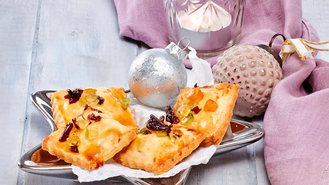 Stollenravioli mit Marzipan Rezept - Foto: LECKER @ Bauer Media Group Stollenravioli mit Marzipan Rezept - Foto: LECKER @ Bauer Media Group