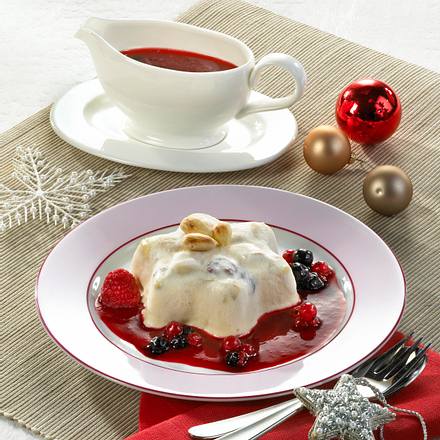 Stollenparfait mit Beerenpüree Rezept Stollenparfait mit Beerenpüree Rezept