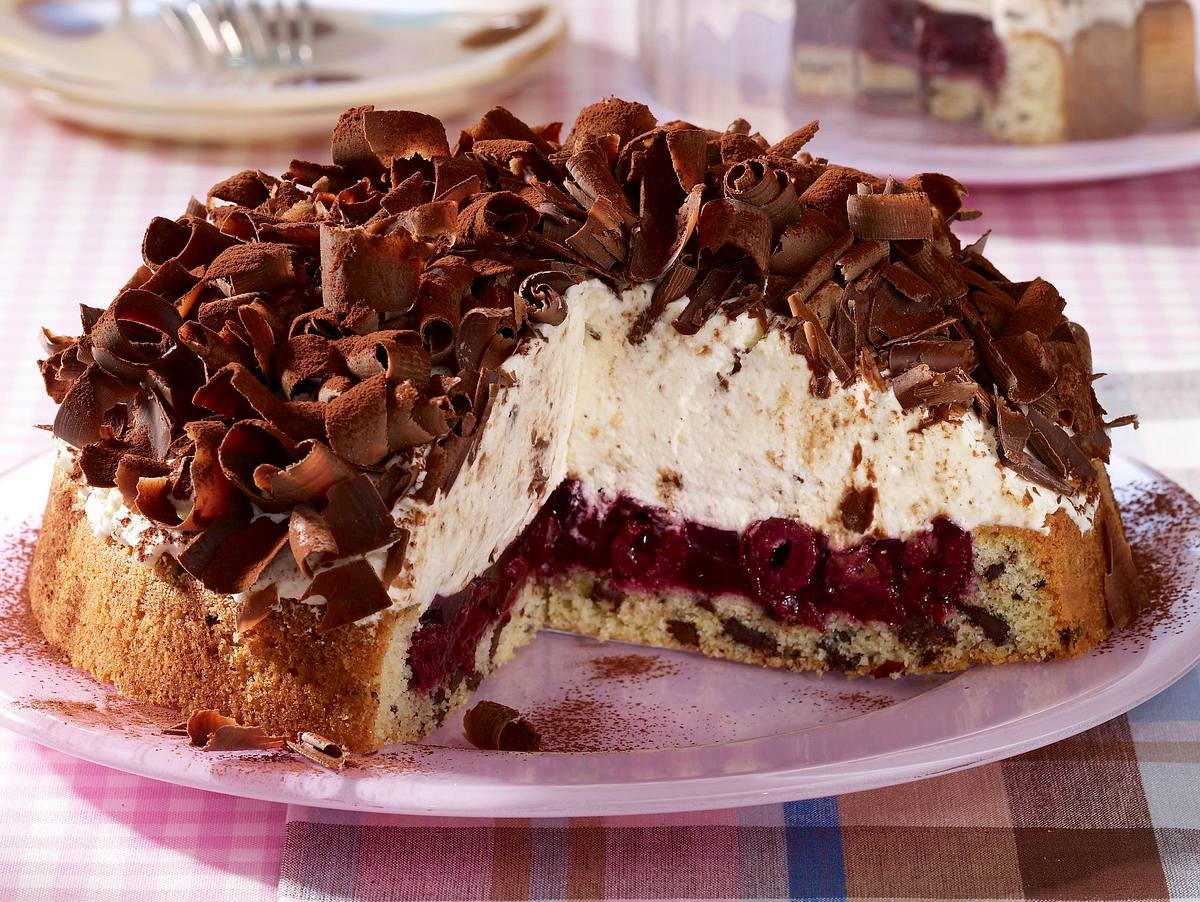 Stracciatella-Kirsch-Torte Rezept