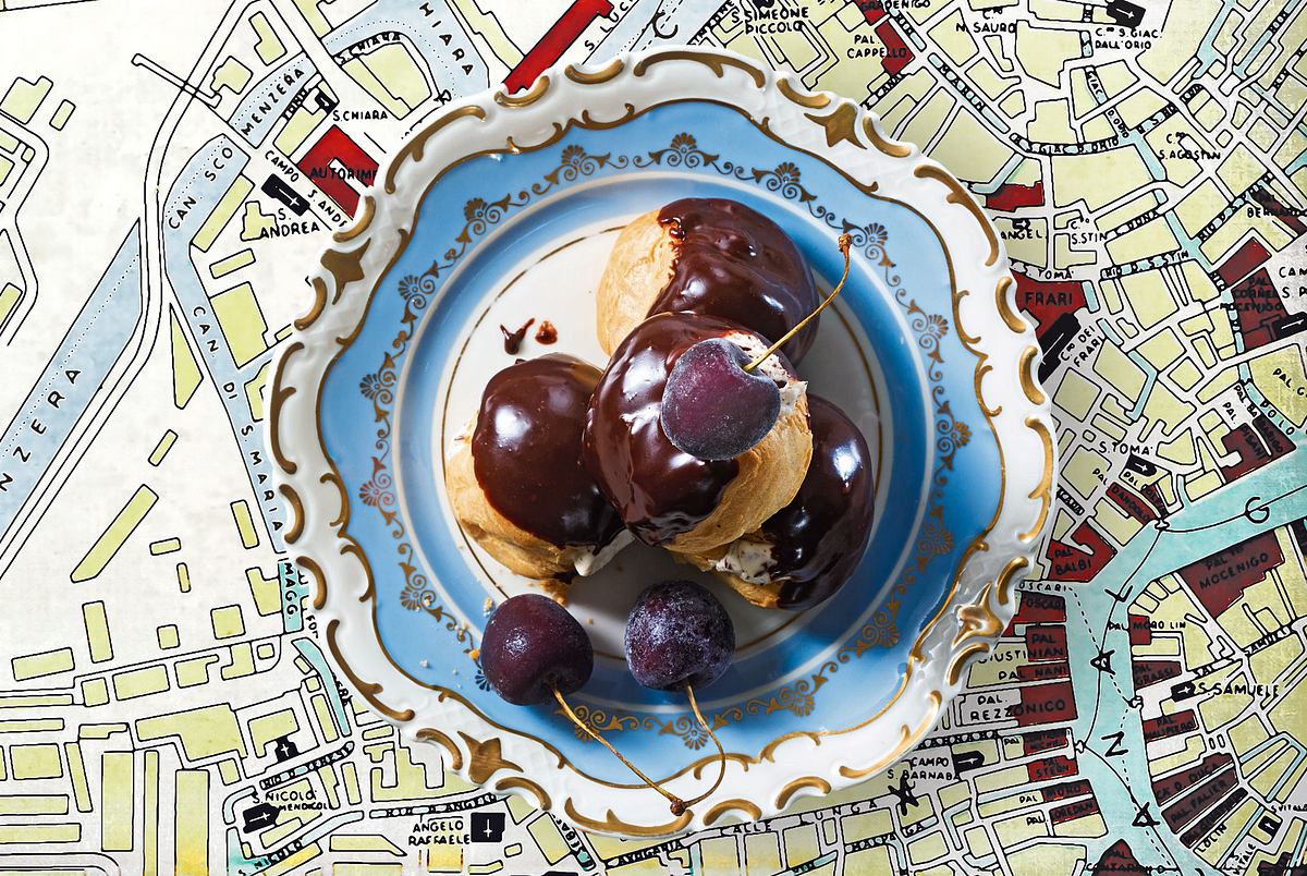 Stracciatella-Profiteroles „Dolce Vita“ Rezept