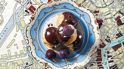 Stracciatella-Profiteroles „Dolce Vita“ Rezept - Foto: LECKER @ Bauer Media Group