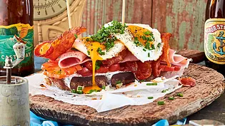 Strammer Max de luxe Rezept - Foto: LECKER @ Bauer Media Group Strammer Max de luxe Rezept - Foto: LECKER @ Bauer Media Group