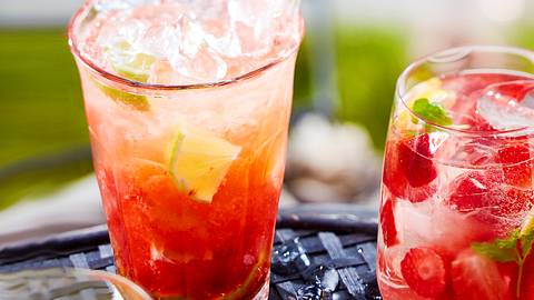 Strawberry-Caipirinha Rezept - Foto: House of Food / Bauer Food Experts KG