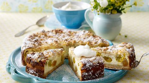 Streusel-Quarkkuchen mit Mirabellen Rezept - Foto: House of Food / Bauer Food Experts KG