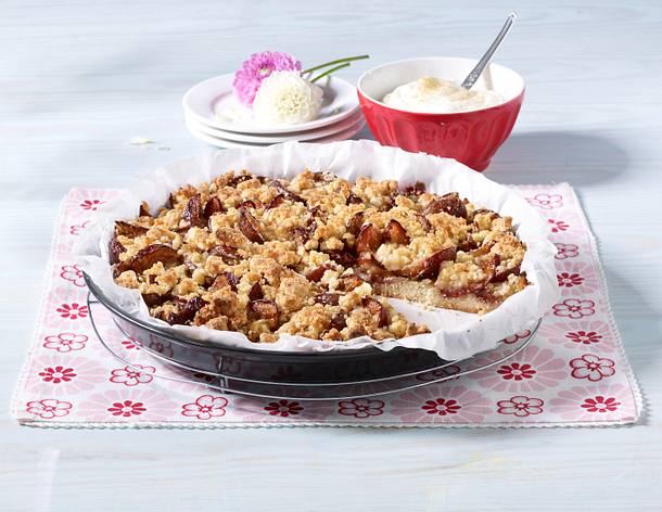 Streuselkuchen mit Pflaumen Rezept Streuselkuchen mit Pflaumen Rezept