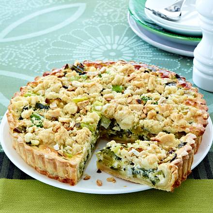 Streuseltarte mit Ziegenkäse und Porree Rezept