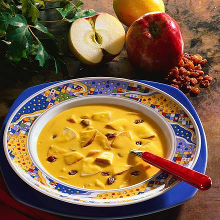 Süß-saure Apfel-Curry Suppe Rezept