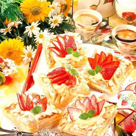 Süße Blätterteig-Pastetchen Rezept Süße Blätterteig-Pastetchen Rezept