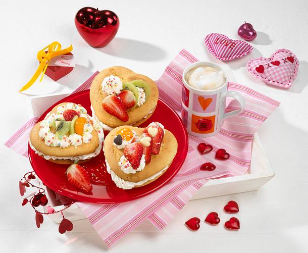 Süße Muttertagsherzen Rezept Süße Muttertagsherzen Rezept