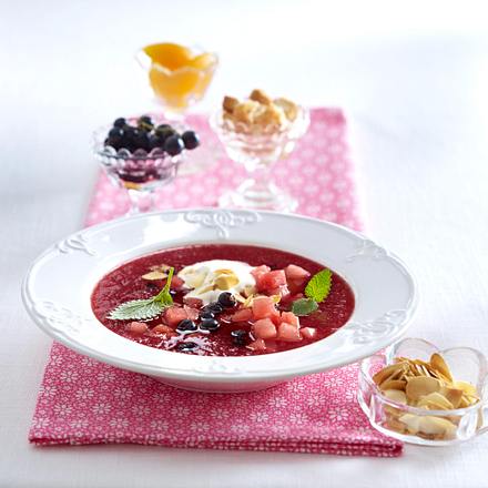 Süße Wassermelonen-Gazpacho Rezept Süße Wassermelonen-Gazpacho Rezept