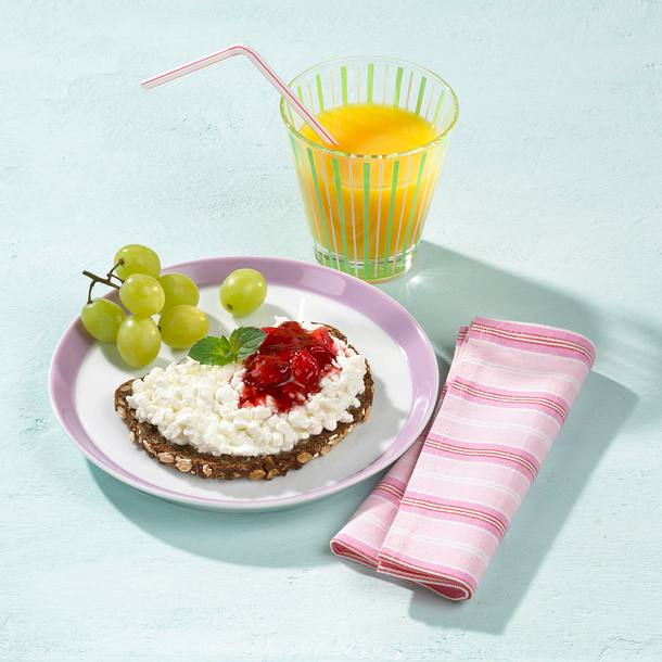 Süßes Schlemmer-Schwarzbrot Rezept Süßes Schlemmer-Schwarzbrot Rezept