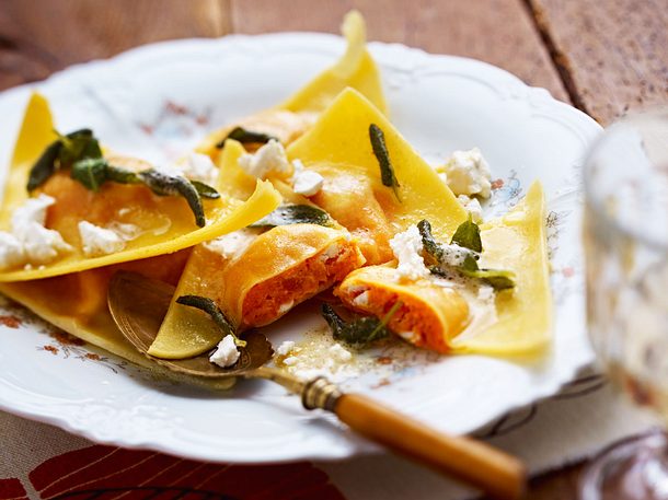Süßkartoffelravioli mit Ziegenkäse Rezept Süßkartoffelravioli mit Ziegenkäse Rezept