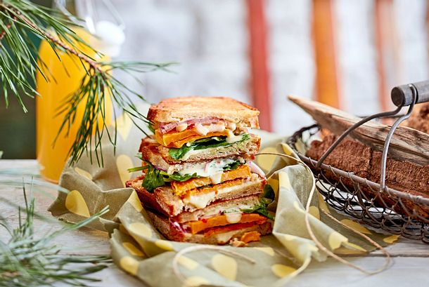 Süßkartoffel-Stulle mit Mango-Mayo Rezept Süßkartoffel-Stulle mit Mango-Mayo Rezept