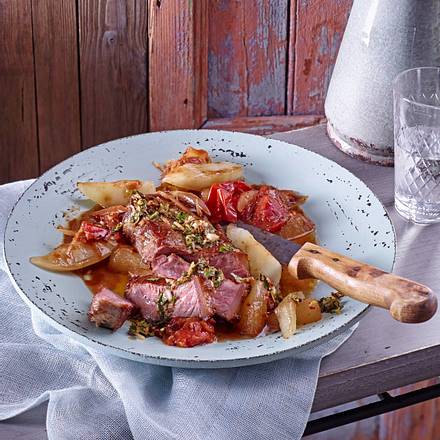 Süßsaures Honigmelonen-Gemüse mit Kräutersteak Rezept