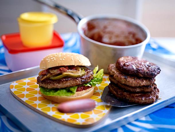 Super Burger mit Soft-Tomatensoße Rezept Super Burger mit Soft-Tomatensoße Rezept