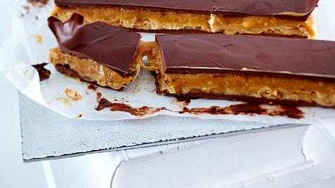 Super-Snickers-Schnitte Rezept - Foto: House of Food / Bauer Food Experts KG