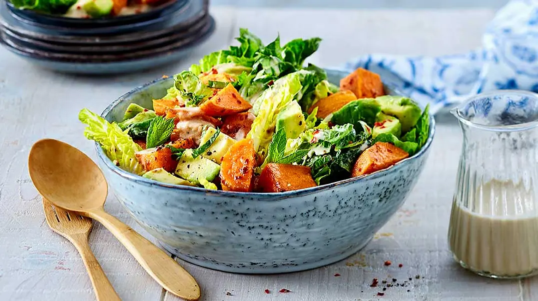 Superfood-Bowl für den Energiespeicher Rezept - Foto: LECKER @ Bauer Media Group Superfood-Bowl für den Energiespeicher Rezept - Foto: LECKER @ Bauer Media Group