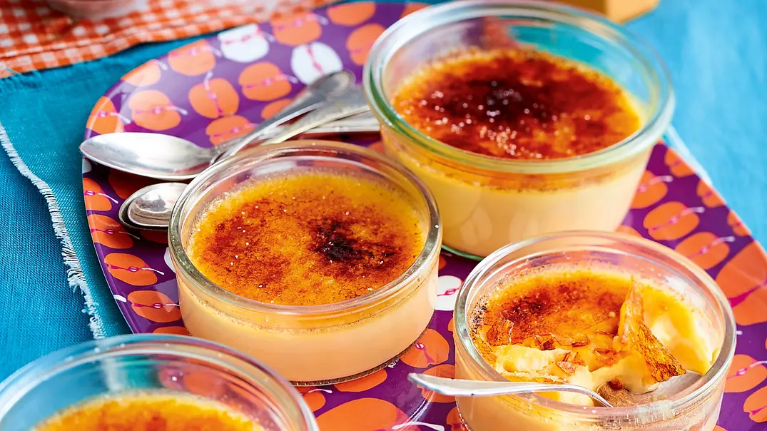 Supersahnige Crème brûlée Rezept - Foto: LECKER @ Bauer Media Group Supersahnige Crème brûlée Rezept - Foto: LECKER @ Bauer Media Group