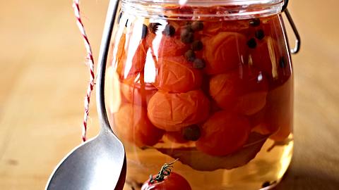 Süß-Saure Tomaten Rezept - Foto: House of Food / Bauer Food Experts KG