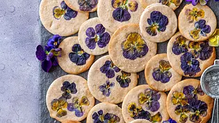 Süße Blüten-Cookies Rezept - Foto: Image Professionals Süße Blüten-Cookies Rezept - Foto: Image Professionals