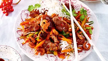Süße Chili-Ente aus dem Wok Rezept - Foto: LECKER @ Bauer Media Group Süße Chili-Ente aus dem Wok Rezept - Foto: LECKER @ Bauer Media Group