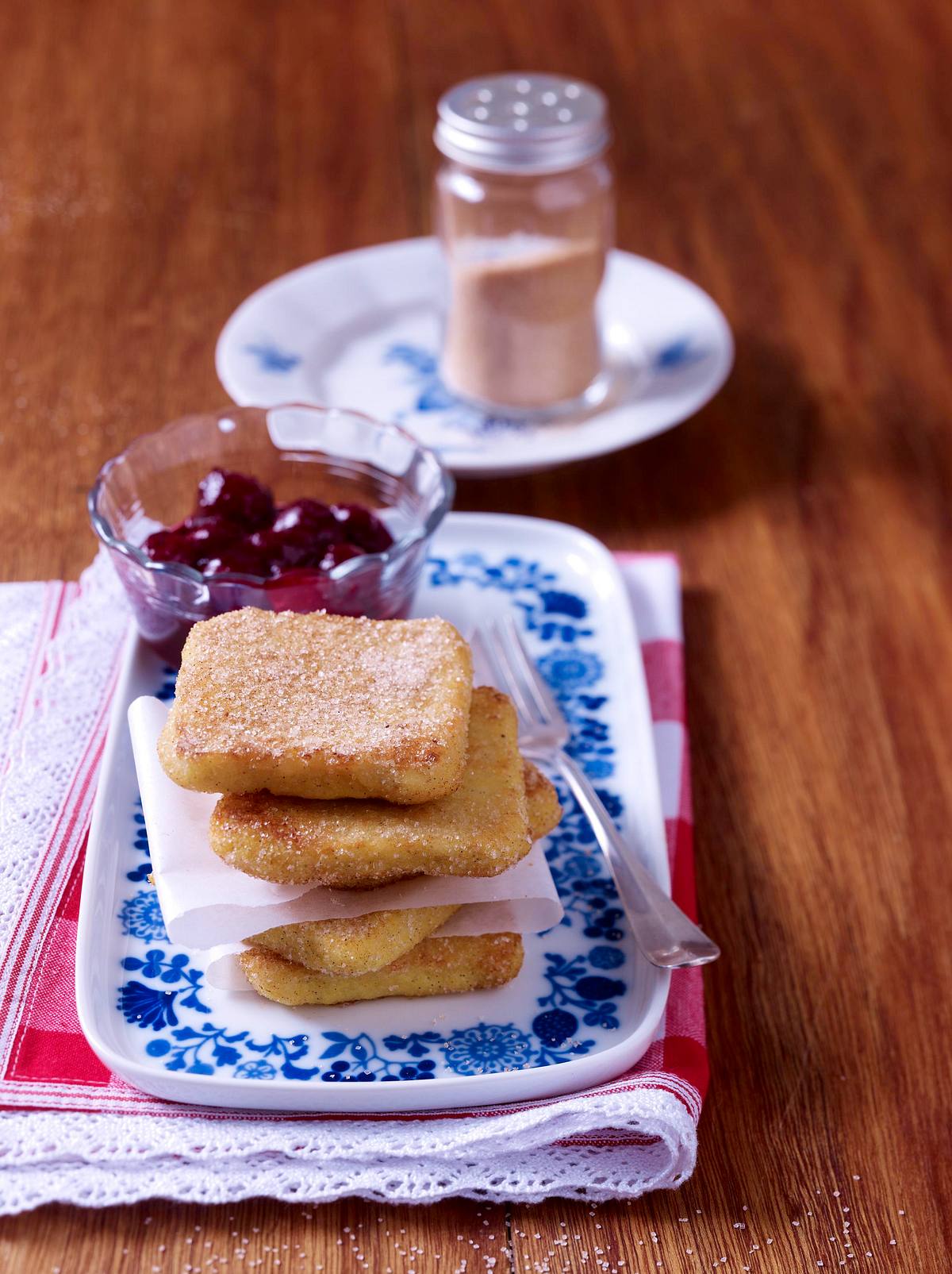 Süße Polentaschnitten mit Zimt Rezept