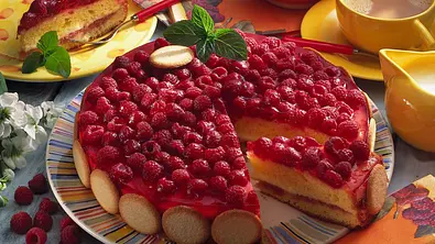 Süßer Himbeerkuchen Rezept - Foto: LECKER @ Bauer Media Group
