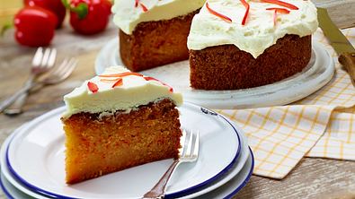 Süßer Rührkuchen mit roter Paprika Rezept - Foto: LECKER @ Bauer Media Group
