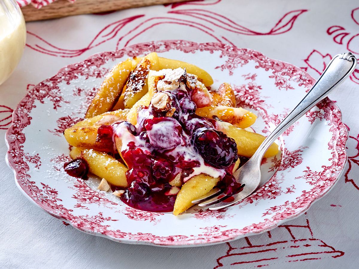 Süßes-Nichtstun-Schupfnudeln zu Punschbeeren Rezept